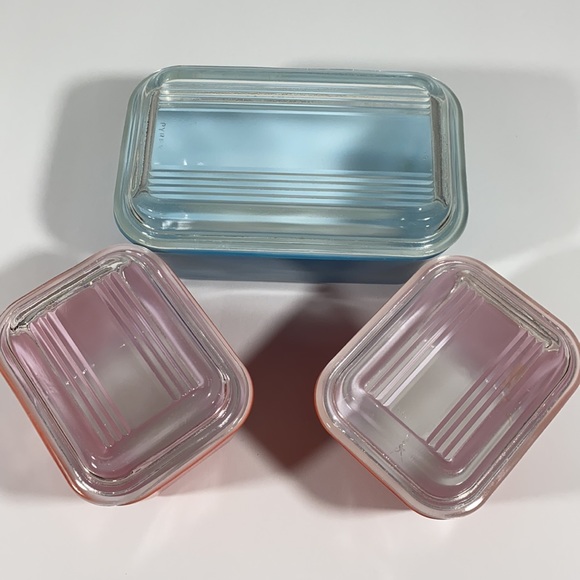 Vintage Pyrex! Refrigerator dish set of 3 - Picture 2 of 16